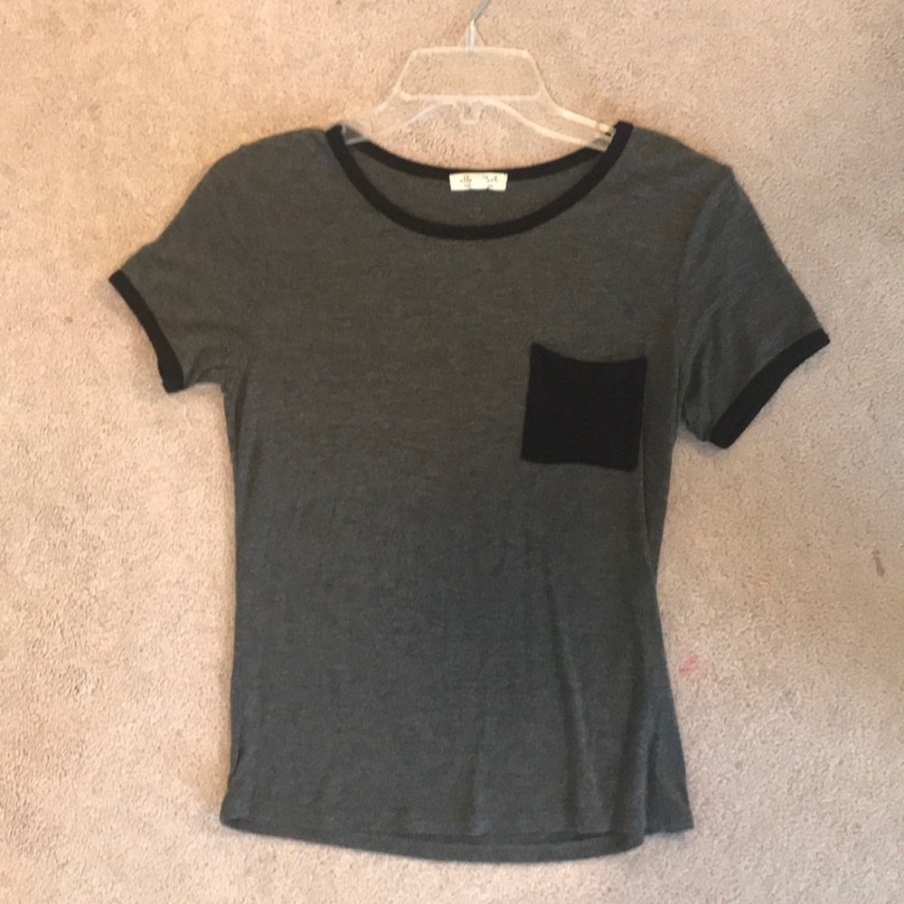 gray and black tee shirt with a black pocket